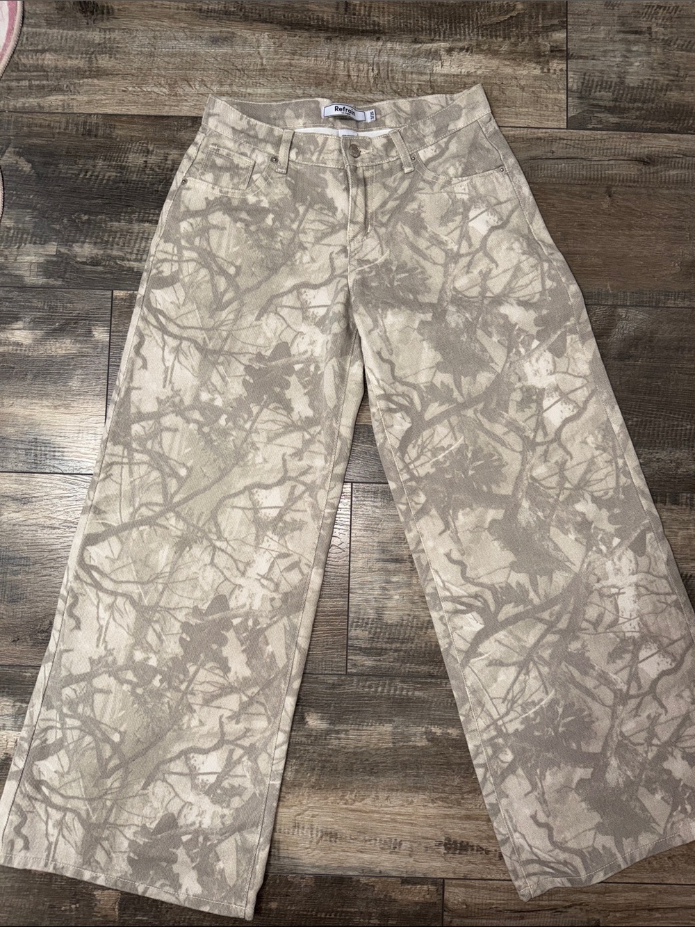 Re/Done camp low rise Beige Taupe Printed Wide-Leg Jeans